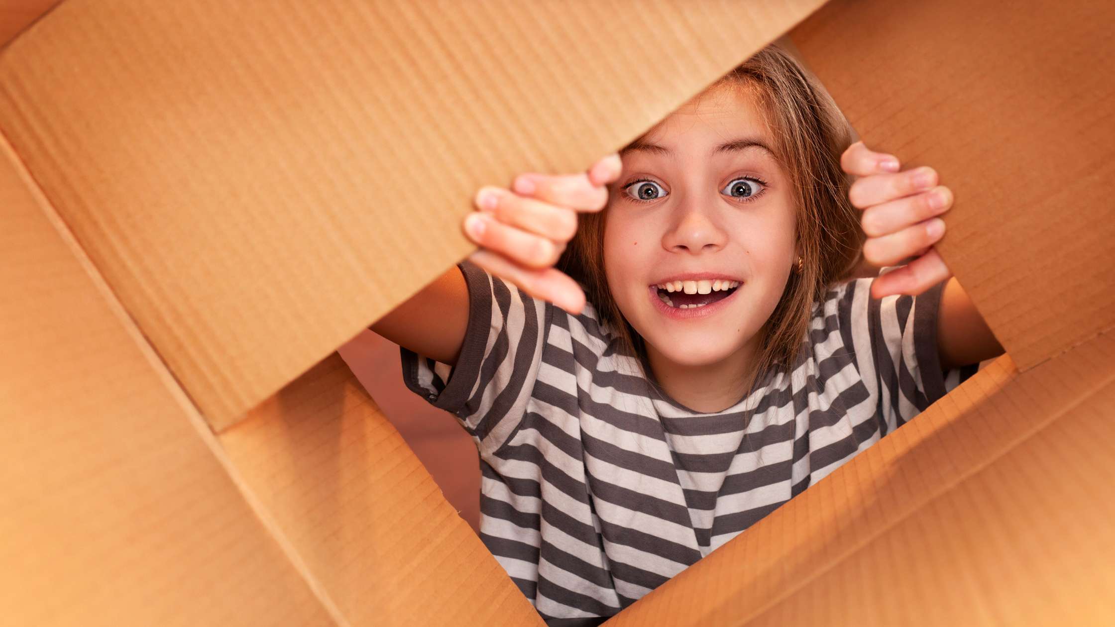 5 Reasons Subscription Boxes for Kids Reduce Screen Time